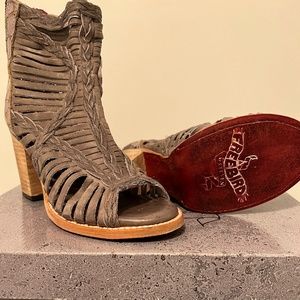 Freebird by Steven, Bella: Stone, Size 8